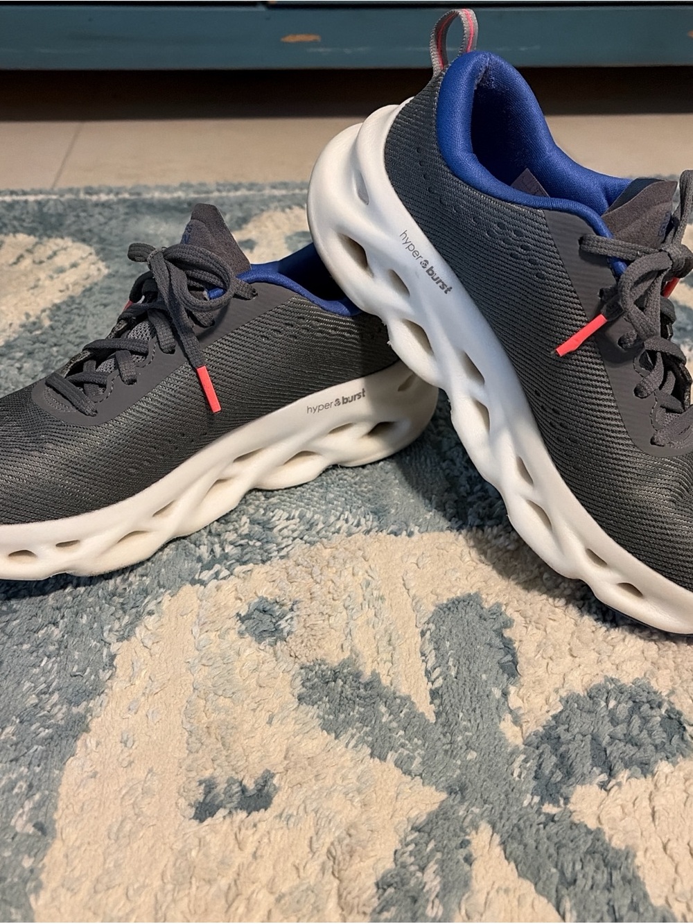 Women’s Skechers Gray Hyper Burst Athletic Sneakers - Blue Lining
